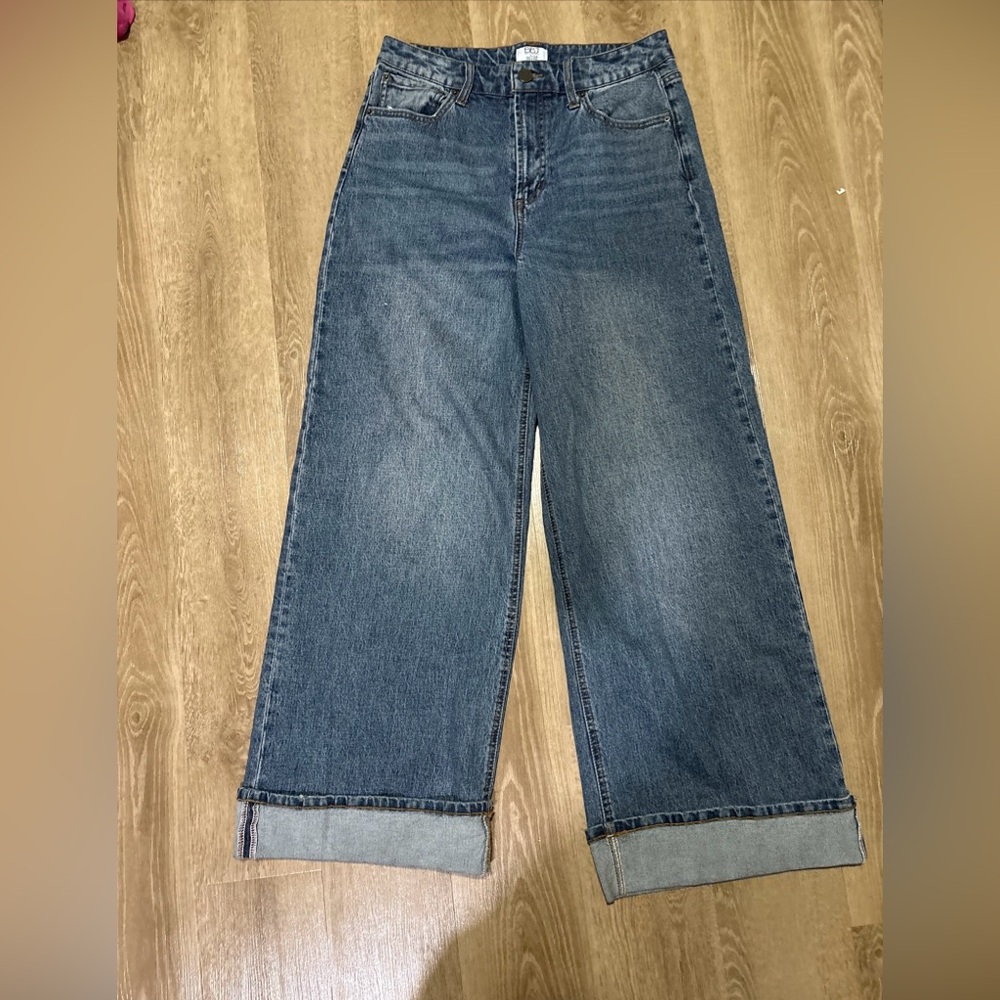 BBJ Jeans Relaxed Wide Leg Cuffed Leg Jeans Women's  Size 28